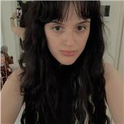 Appena diplomata al liceo. Aiuto per compiti, in particolare materie umanistiche